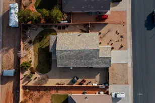 113 E Sedona Valley, Kanab, UT 84741 - Photo 2