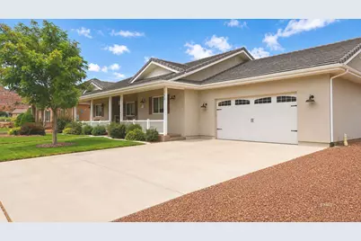 155 S Putter Ln, Kanab, UT 84741 - Photo 8
