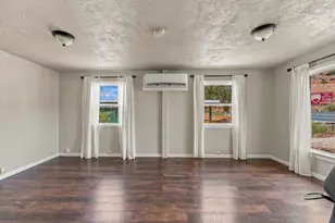 363 N 300 W, Kanab, UT 84741 - Photo 10