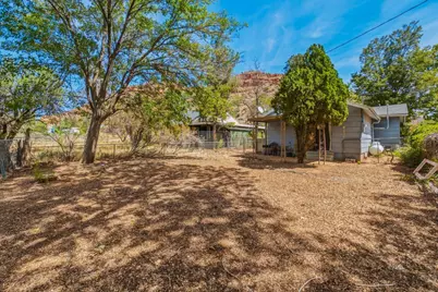 363 N 300 W, Kanab, UT 84741 - Photo 4