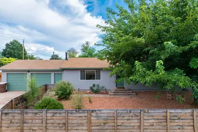 112 E 300 N, Kanab, UT 84741 - Photo 32