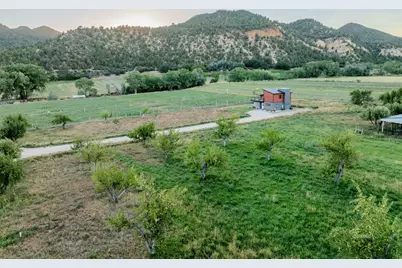 75 N Main St, Glendale, UT 84729 - Photo 28