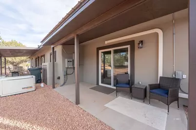 8901 E Serenity Rd, Kanab, UT 84741 - Photo 36