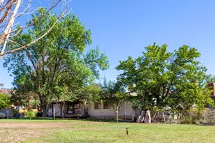 235 W 100 S, Kanab, UT 84741 - Photo 4
