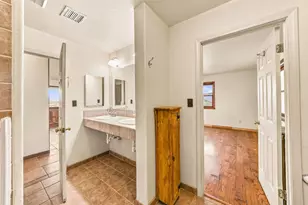 1100 S Revolution Way, Big Water, UT 84741 - Photo 30
