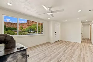 442 N 250 E, Kanab, UT 84741 - Photo 10