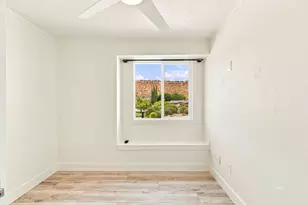 442 N 250 E, Kanab, UT 84741 - Photo 20