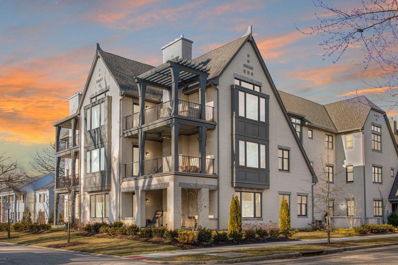 3818 Miami Rd, Cincinnati, OH 45227-4338