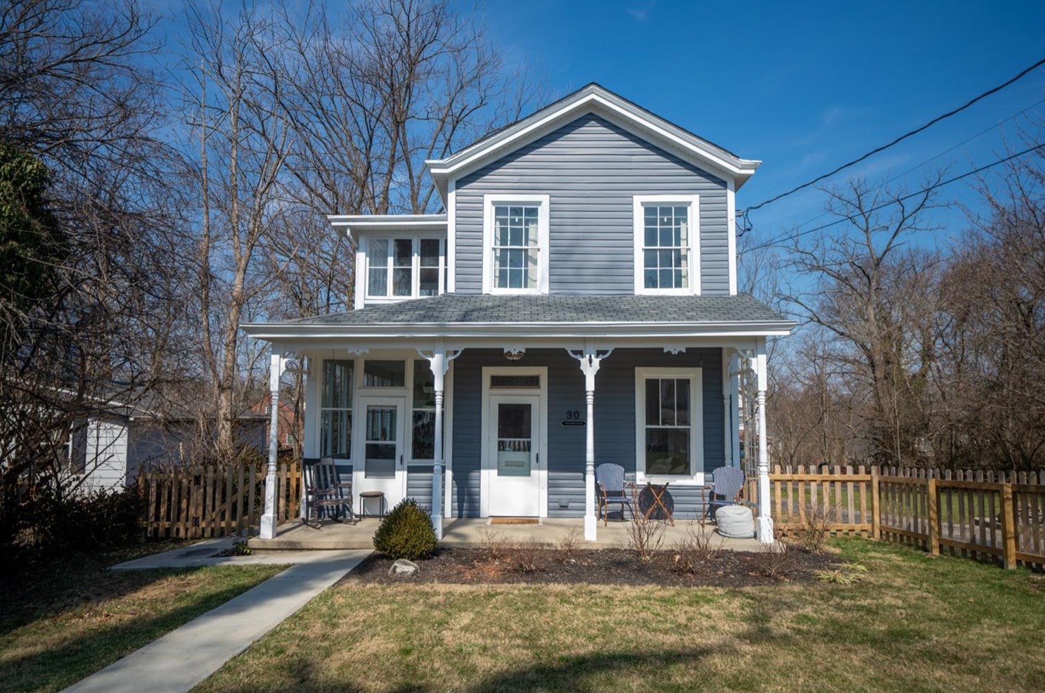 30 Sharon Rd, Cincinnati, OH 45246-4323