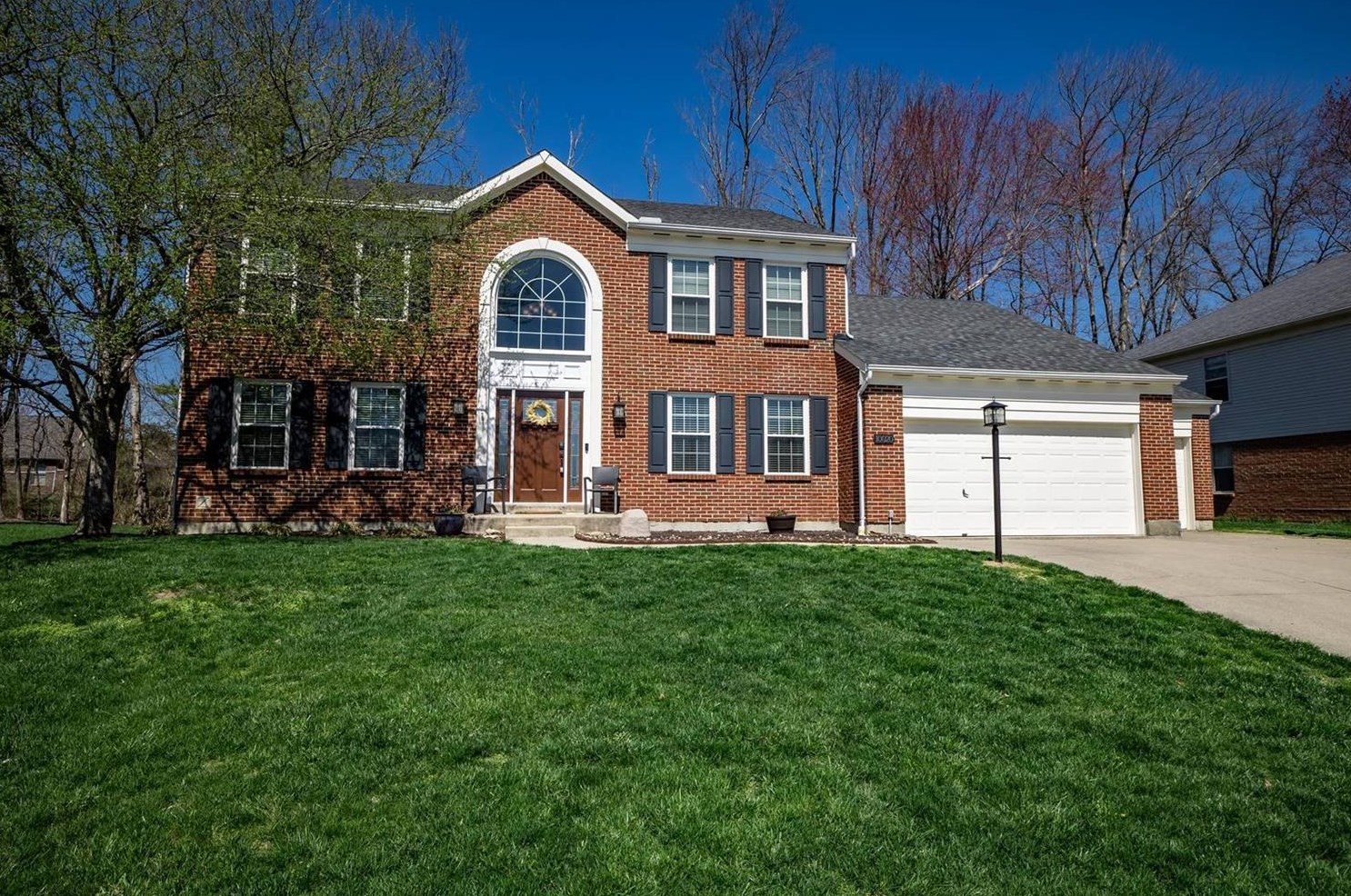 10020 Bent Creek Dr, Loveland, OH 45140-1898