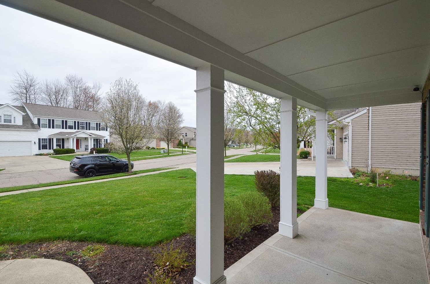 6199 Spires Dr, Loveland, OH 45140-3688