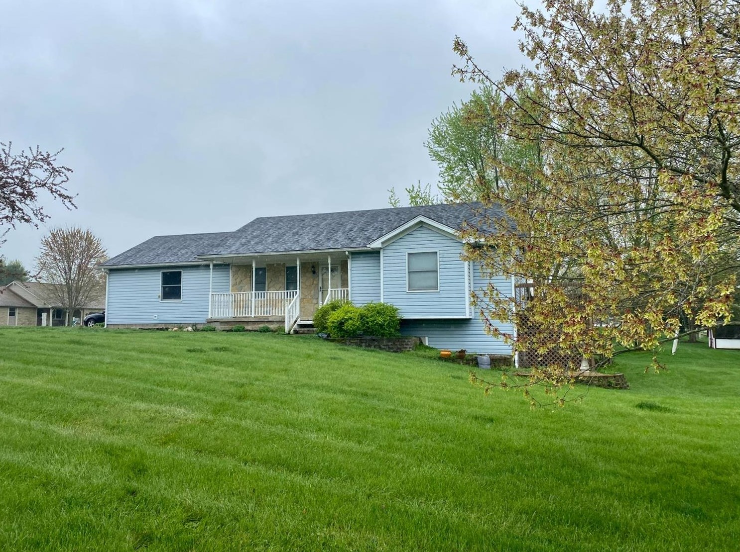 209 Ellis Dr, Mount Holly, OH 45068-8586