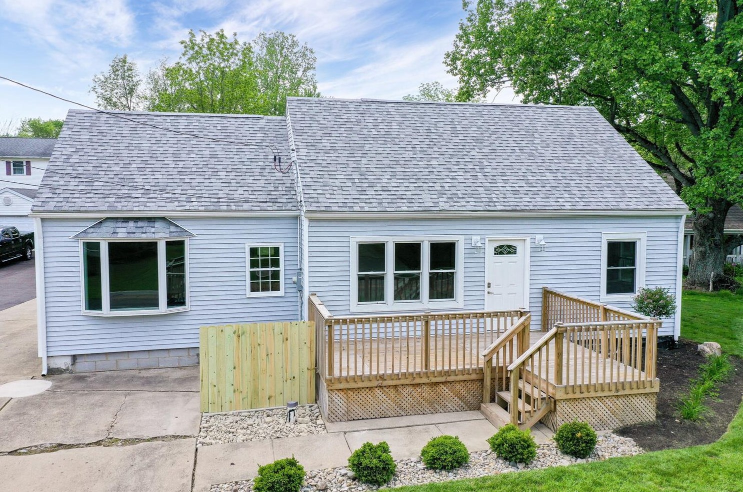 143 Grange Hall Rd, Dayton, OH 45430-2019