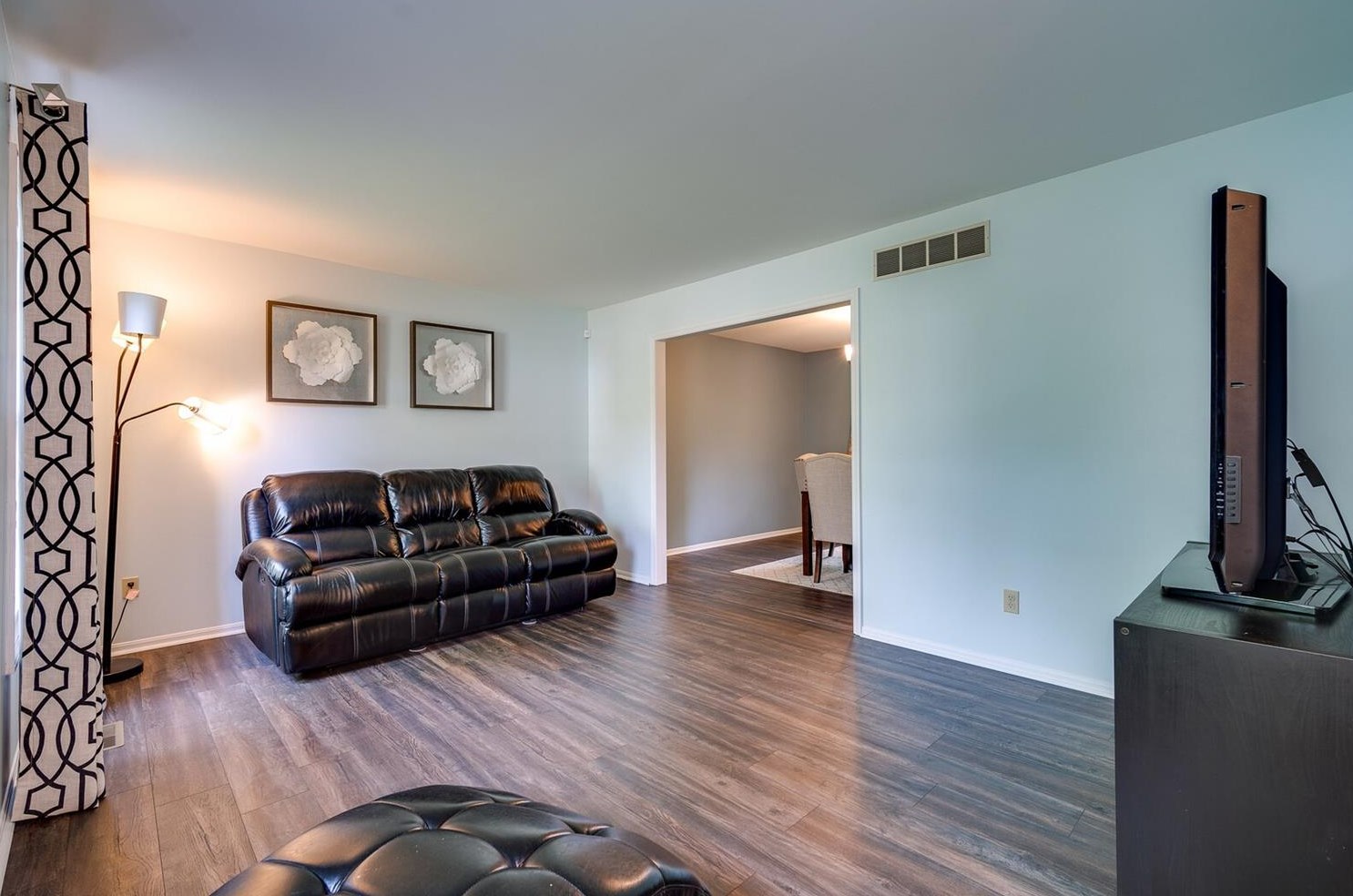 1464 Ottercreek Dr, Cincinnati, OH 45240-2858