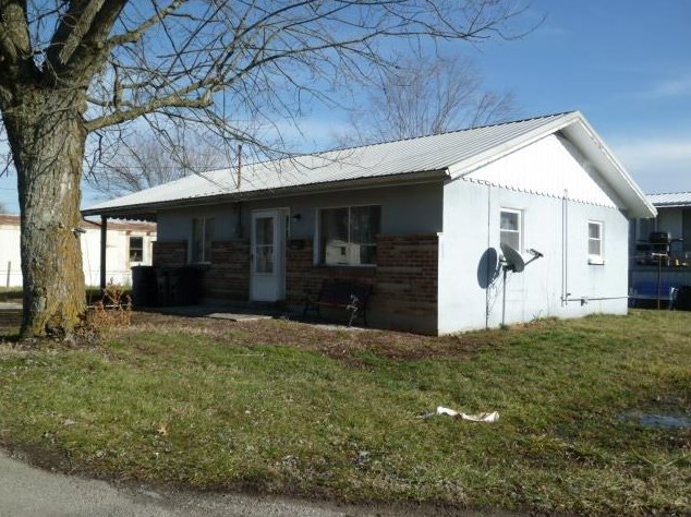 400 Sixth St, Wrightsville, OH 45144