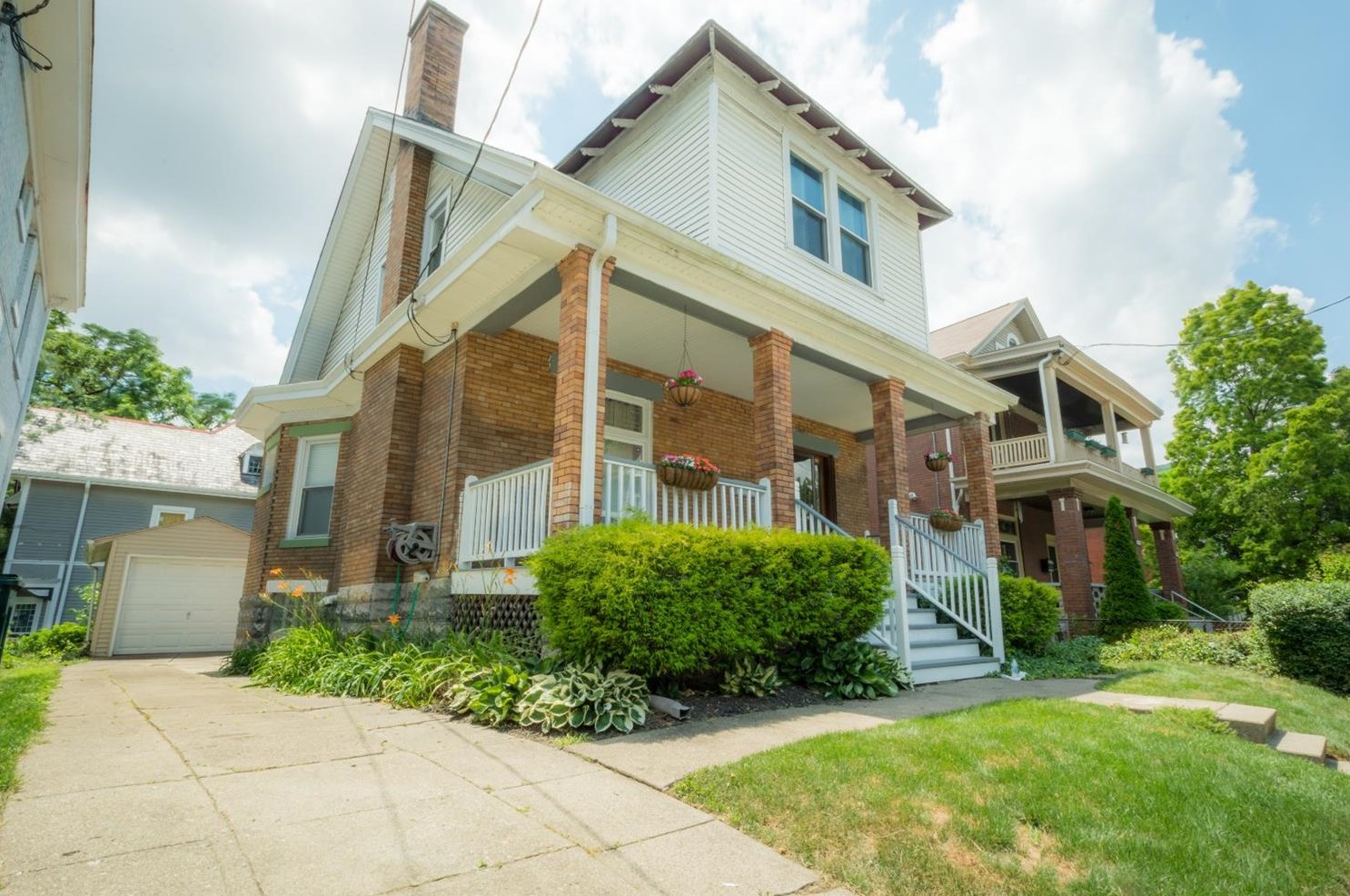 987 Windsor St, Cincinnati, OH 45206-2622