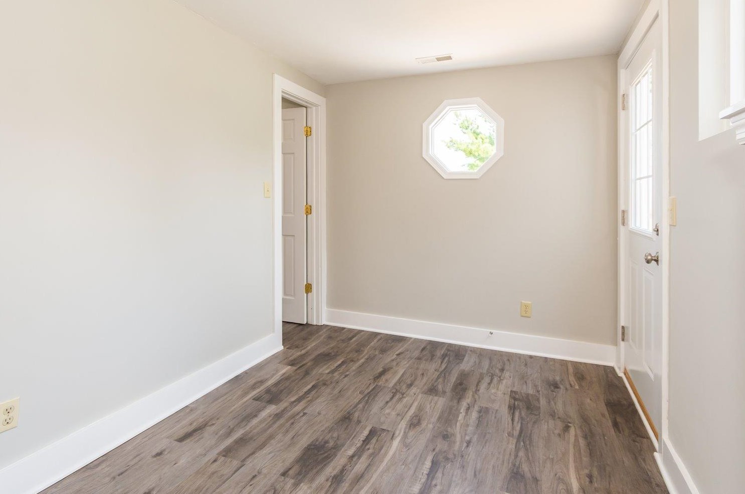 5144 Wayne Madison Rd, Trenton OH  45067-9514 exterior