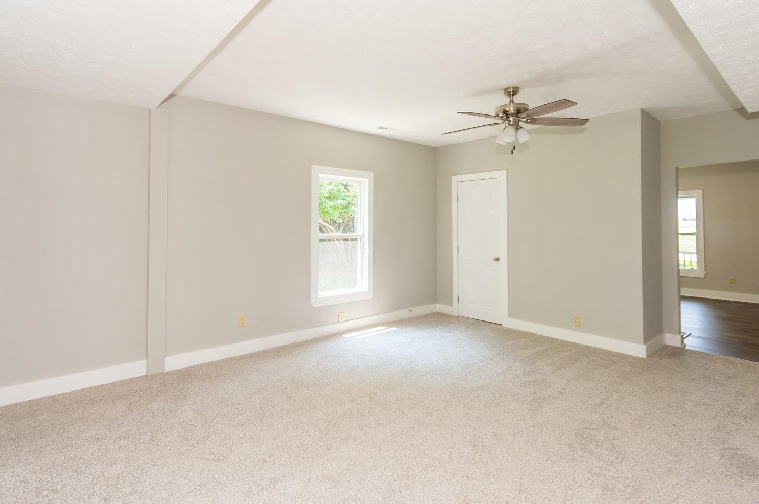 5144 Wayne Madison Rd, Trenton OH  45067-9514 exterior