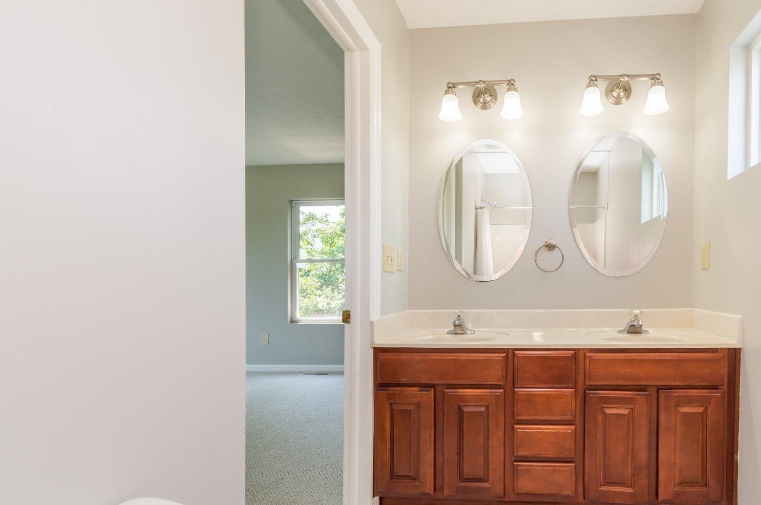 5144 Wayne Madison Rd, Trenton OH  45067-9514 exterior