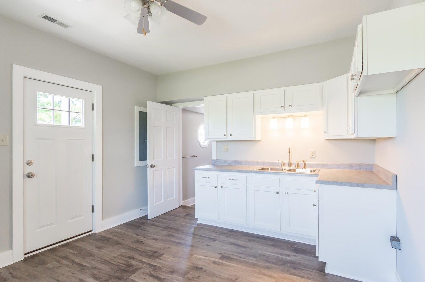 5144 Wayne Madison Rd, Trenton OH  45067-9514 exterior