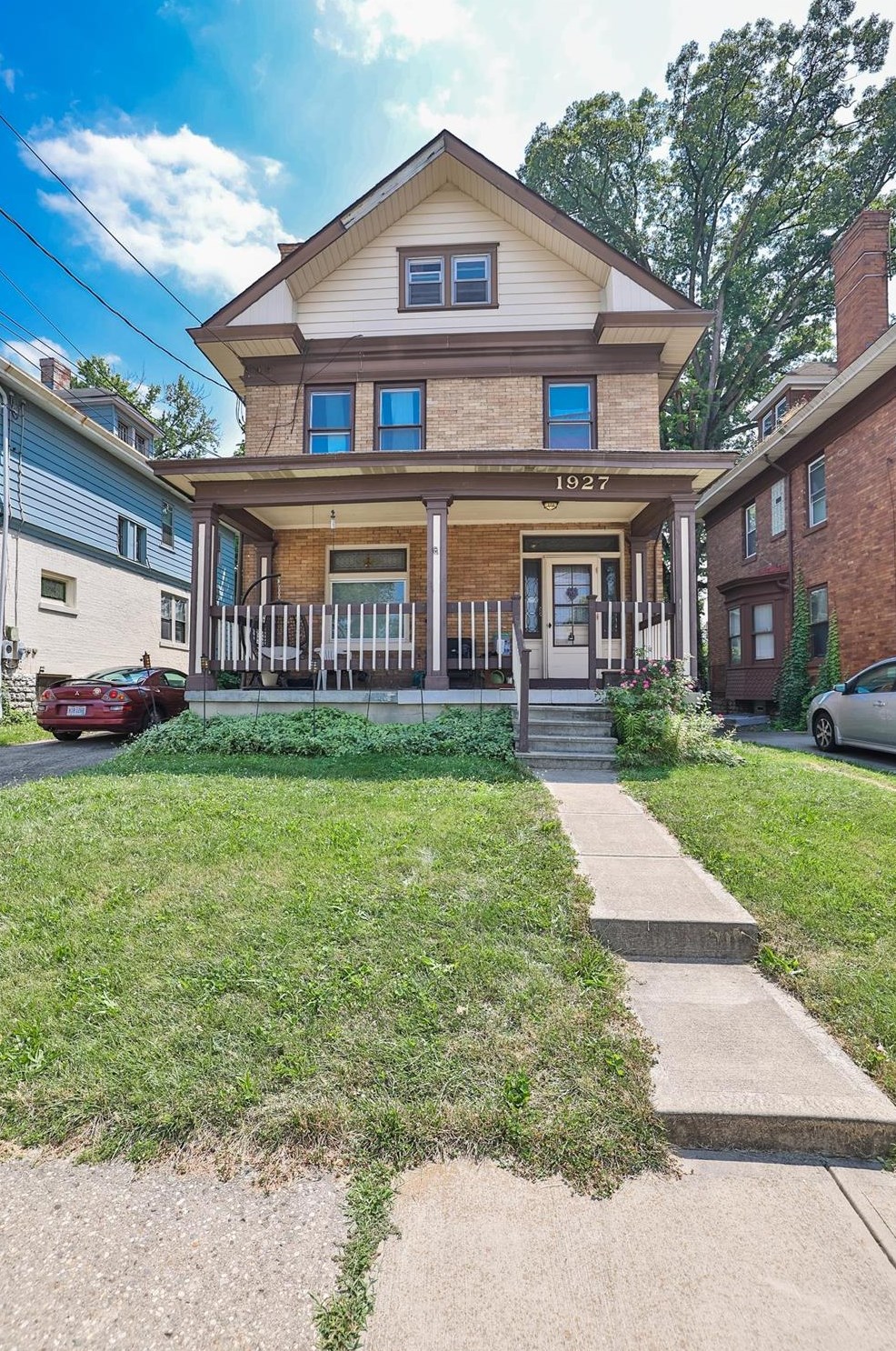 1927 Hudson Ave, Cincinnati, OH 45212-3701