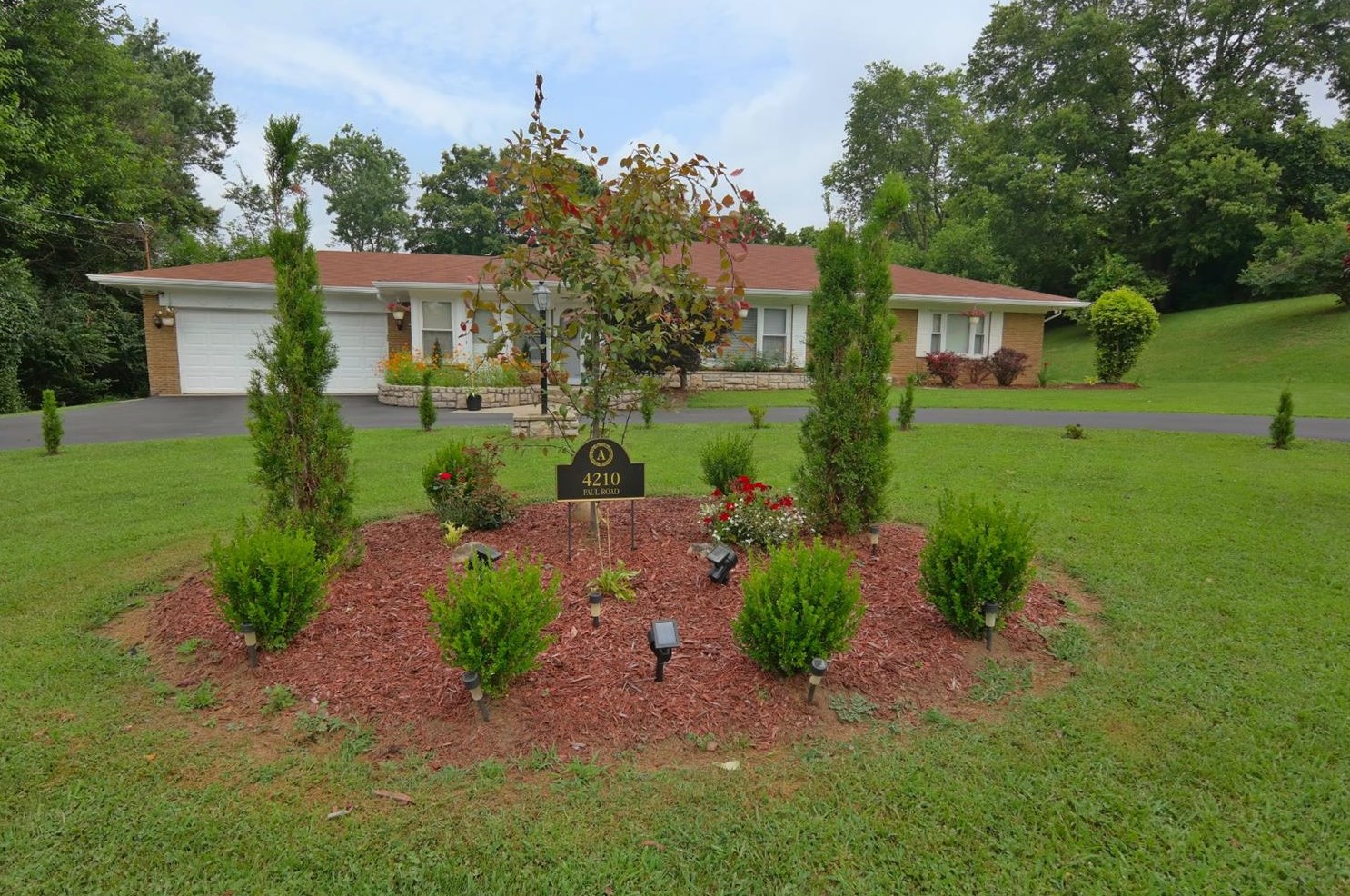 4210 Paul Rd, Cincinnati, OH 45238-5845