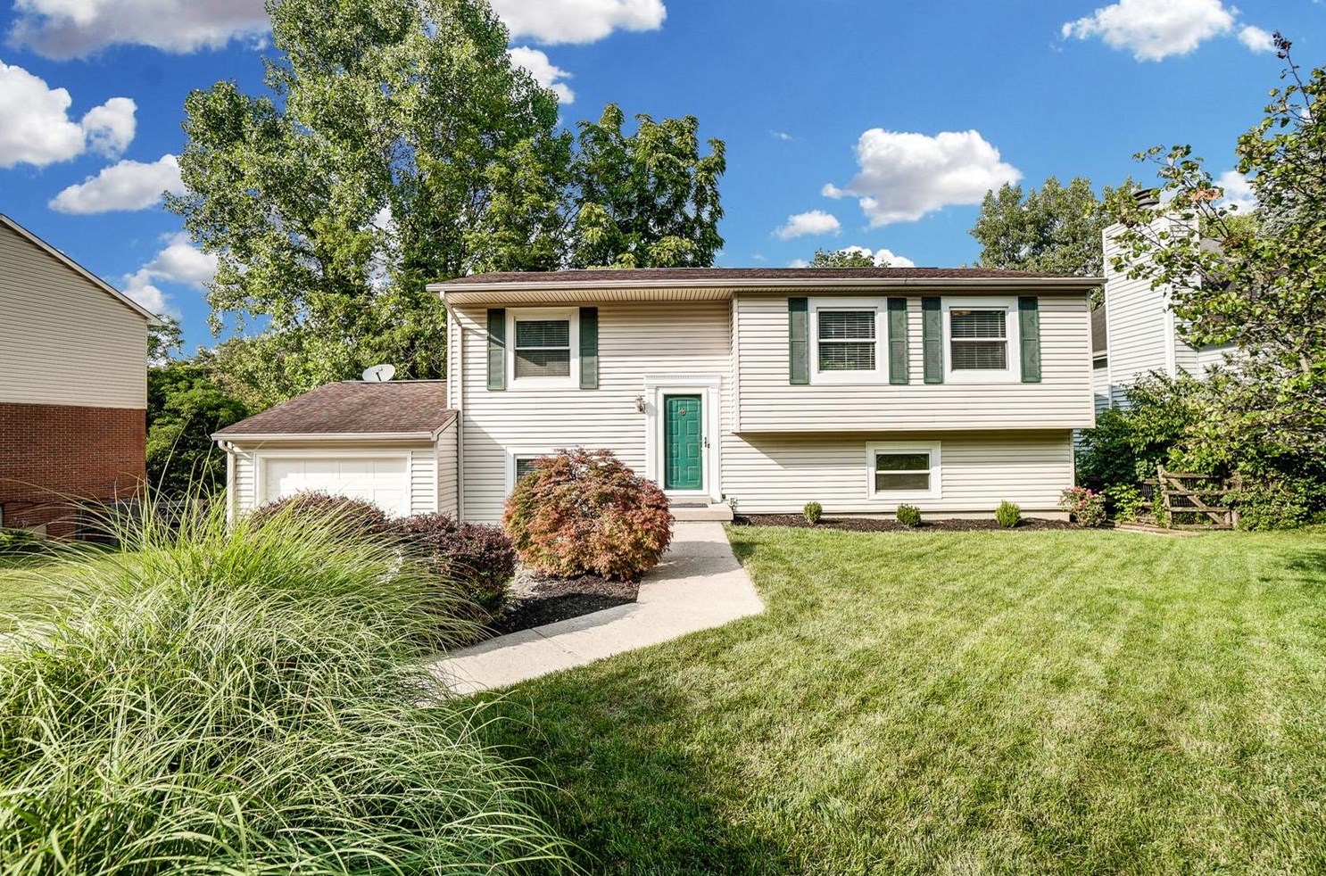 2175 Julie Ter, Cincinnati, OH 45215-3965