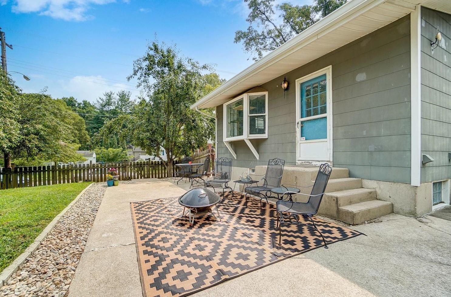 6802 Jersey Ave, Cincinnati OH  45233-1129 exterior