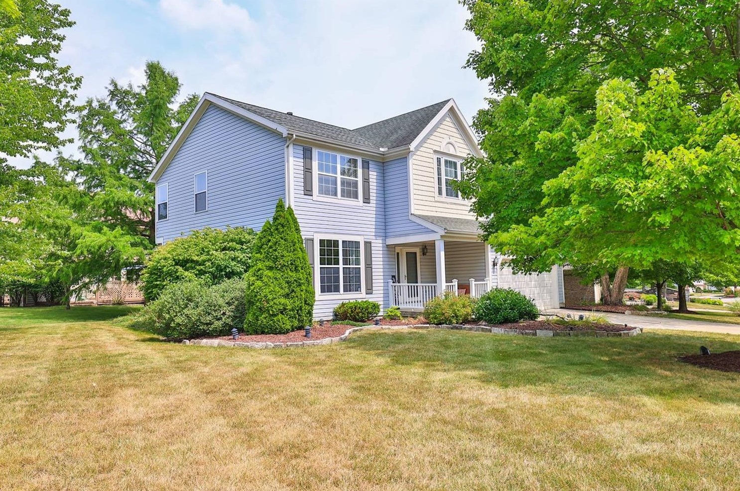 10300 Brentmoor Dr, Loveland, OH 45140-1885
