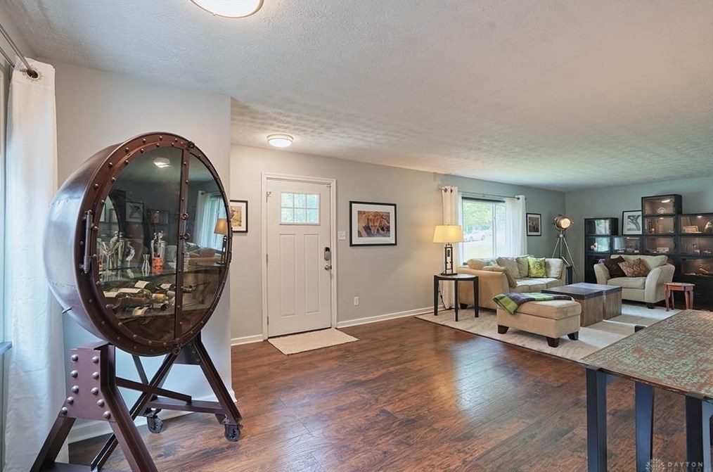 1705 Countryside Dr, Dayton, OH 45432-2109