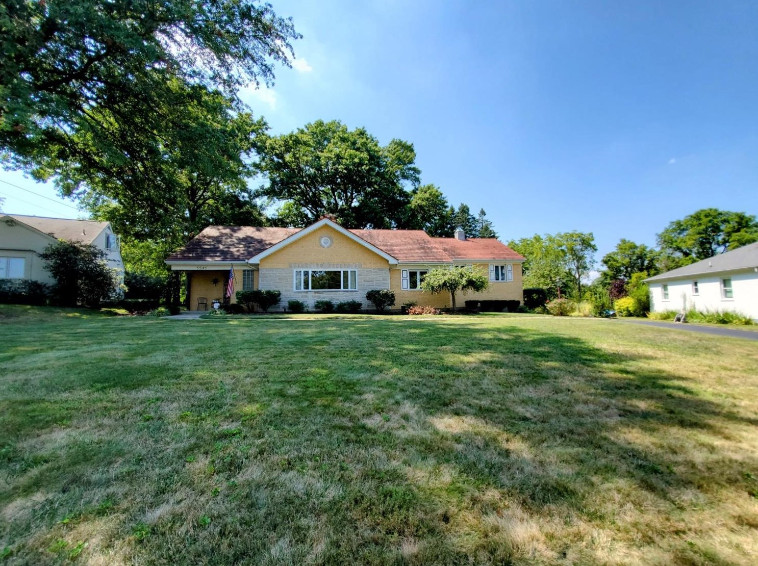 5545 Pinecrest Dr, Cincinnati, OH 45238-1950