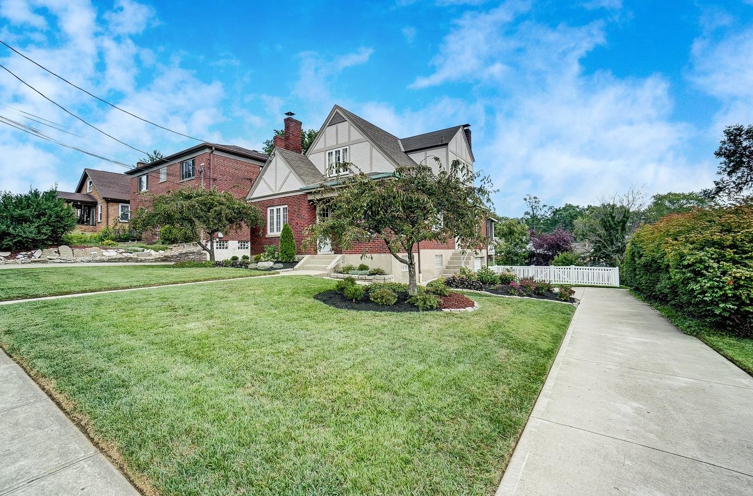 3940 School Section Rd, Cincinnati, OH 45211-3306