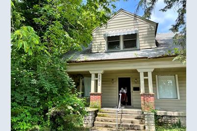 1150 Groesbeck Road - Photo 1