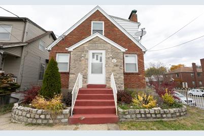 3824 W Eighth Street - Photo 1