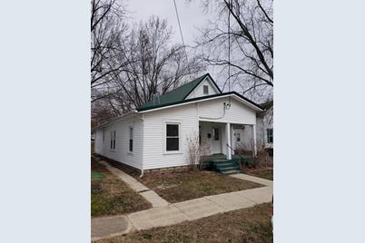 389 Columbus Street - Photo 1