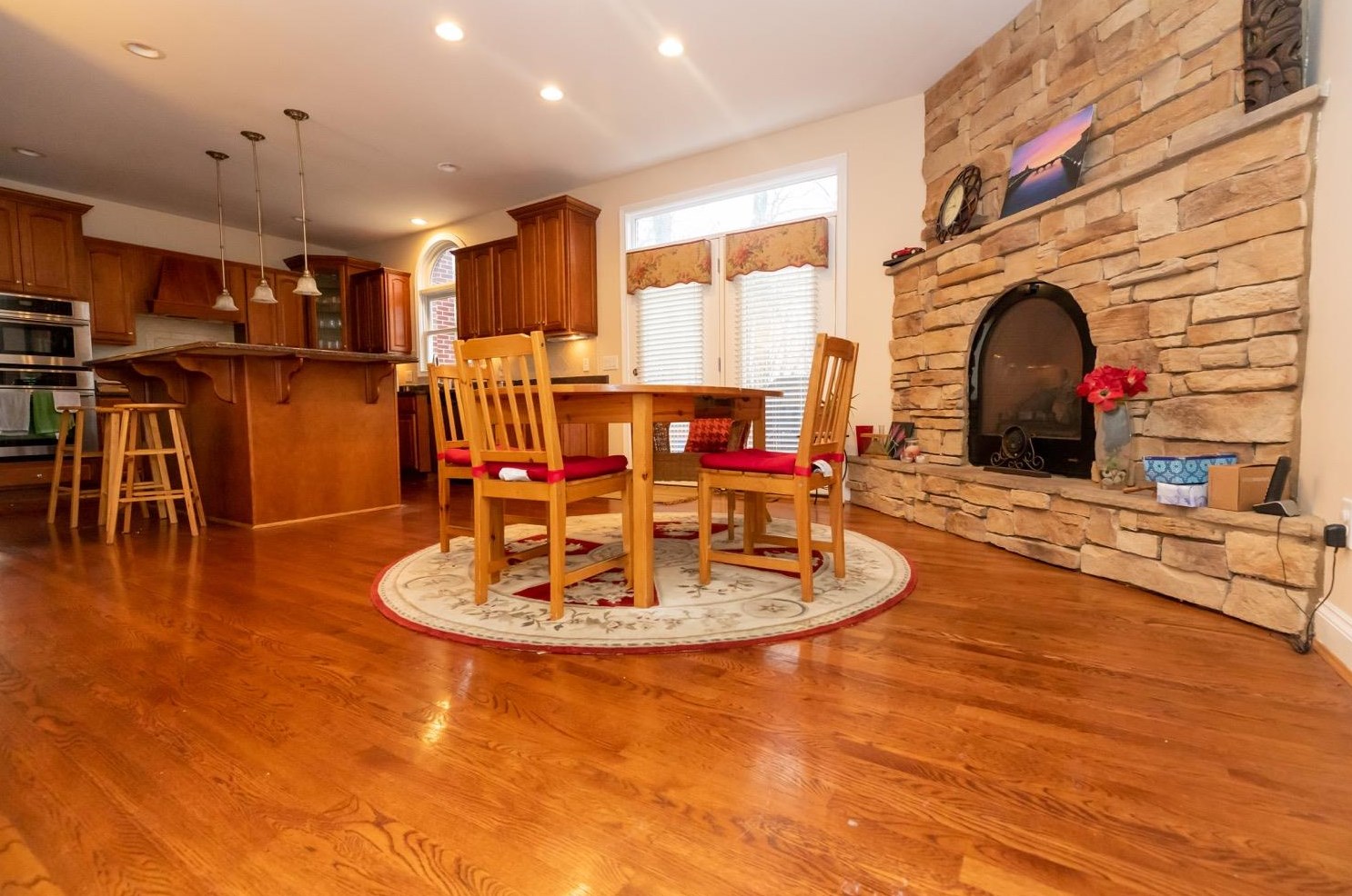 9886 Humphrey Rd, Cincinnati OH  45242-5445 exterior