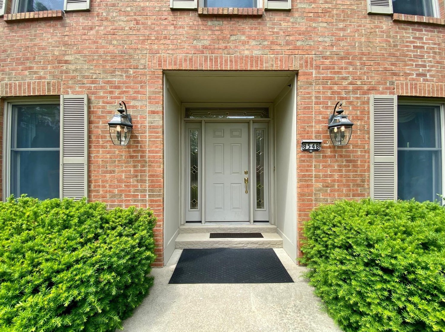 8548 Meadow Bluff Ct, Cincinnati, OH 45249