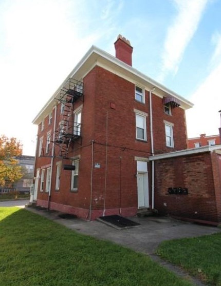 3518 W 8th St Apt 3, Cincinnati, OH 45205
