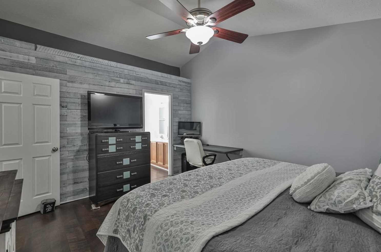 2551 Allegro Ln, Loveland OH 45140-8460 exterior