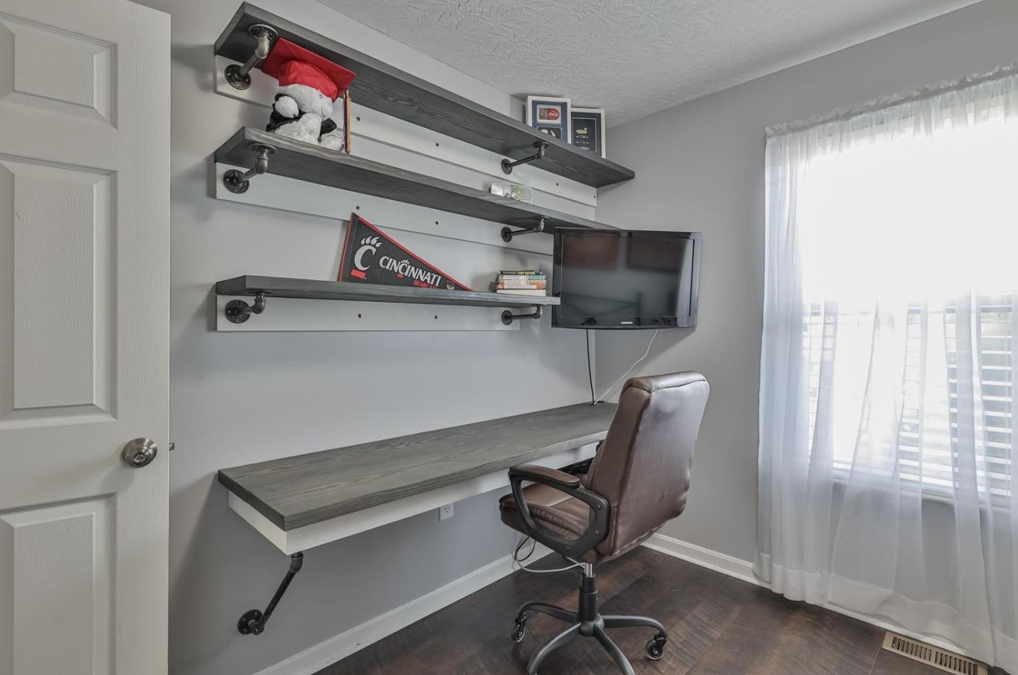 2551 Allegro Ln, Loveland OH 45140-8460 exterior