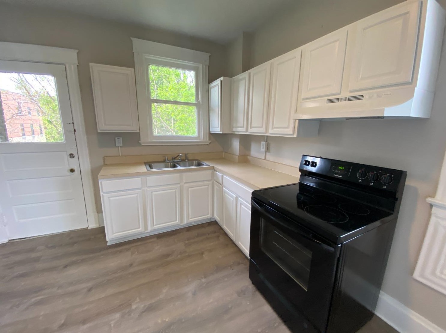 810 Cleveland Ave #2, Cincinnati, OH 45229