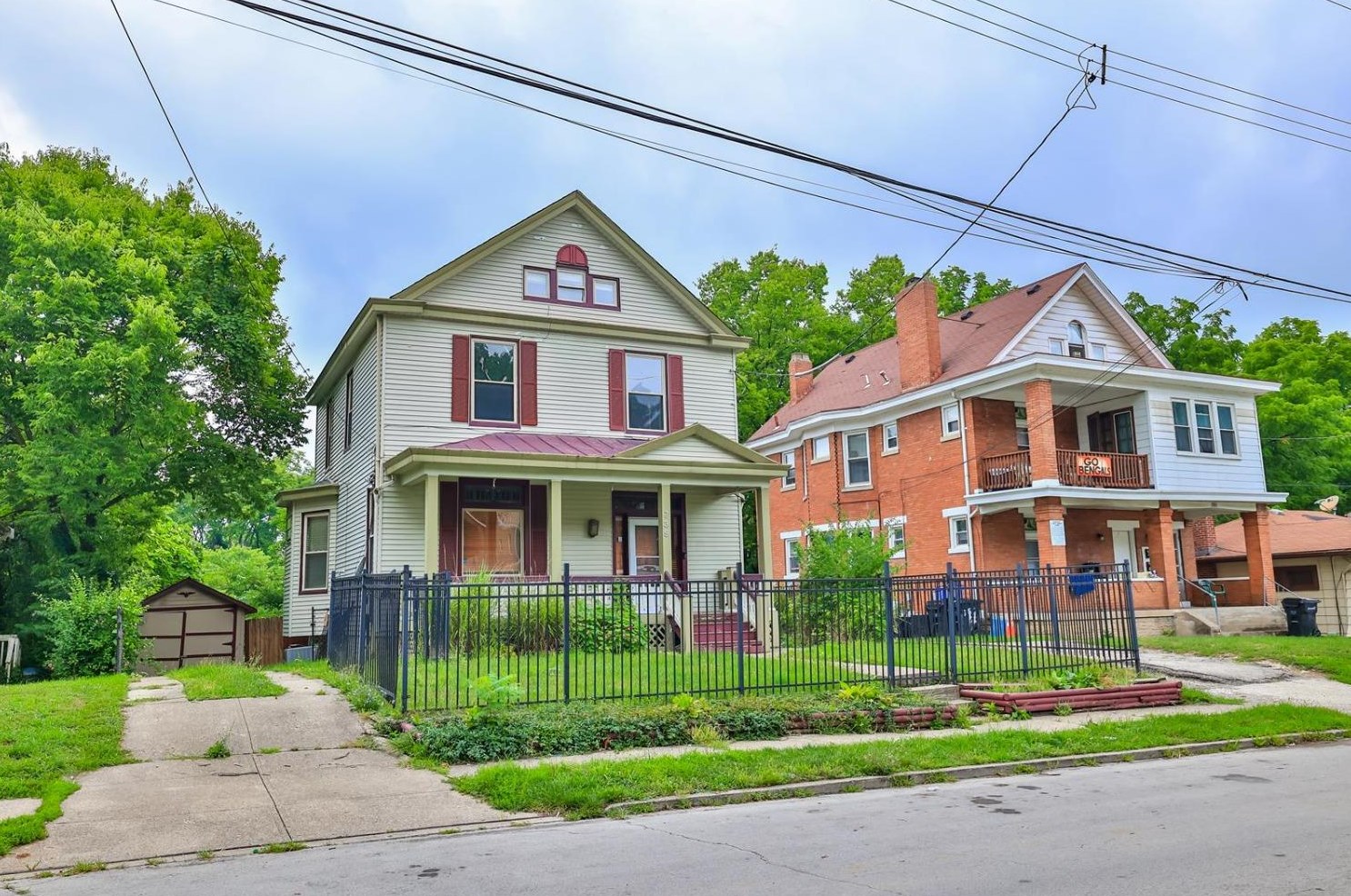739 Woodlawn Ave, Cincinnati, OH 45205-2217