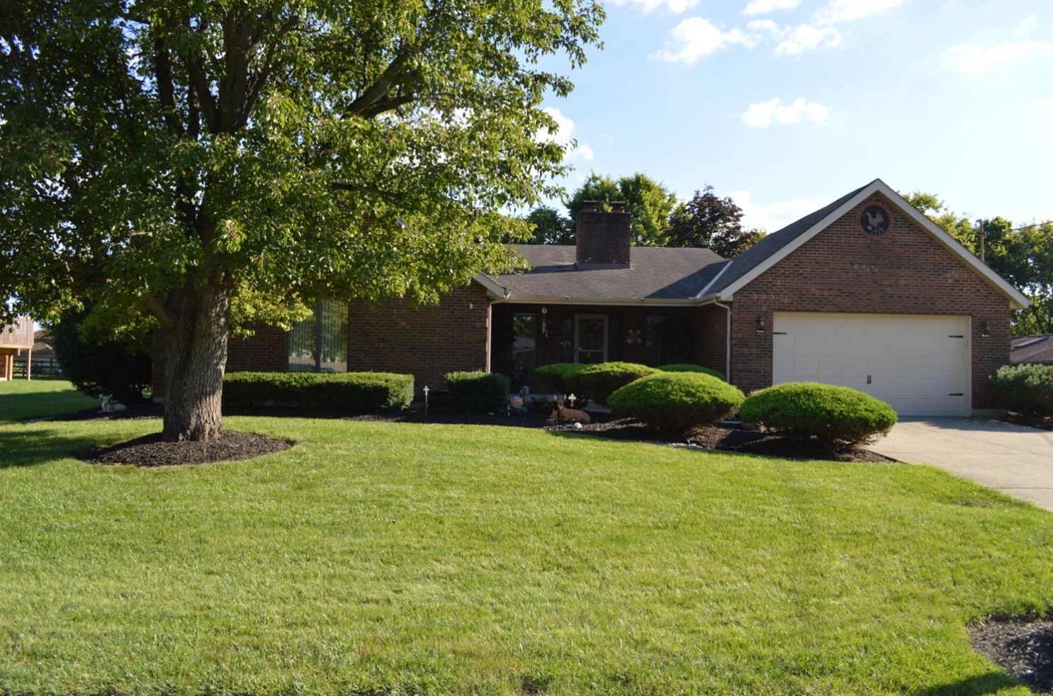 3809 Schroeder Dr, Hamilton, OH 45011-9022