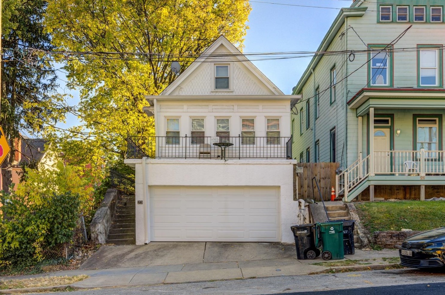 23 Rochelle St, Cincinnati, OH 45219-2028