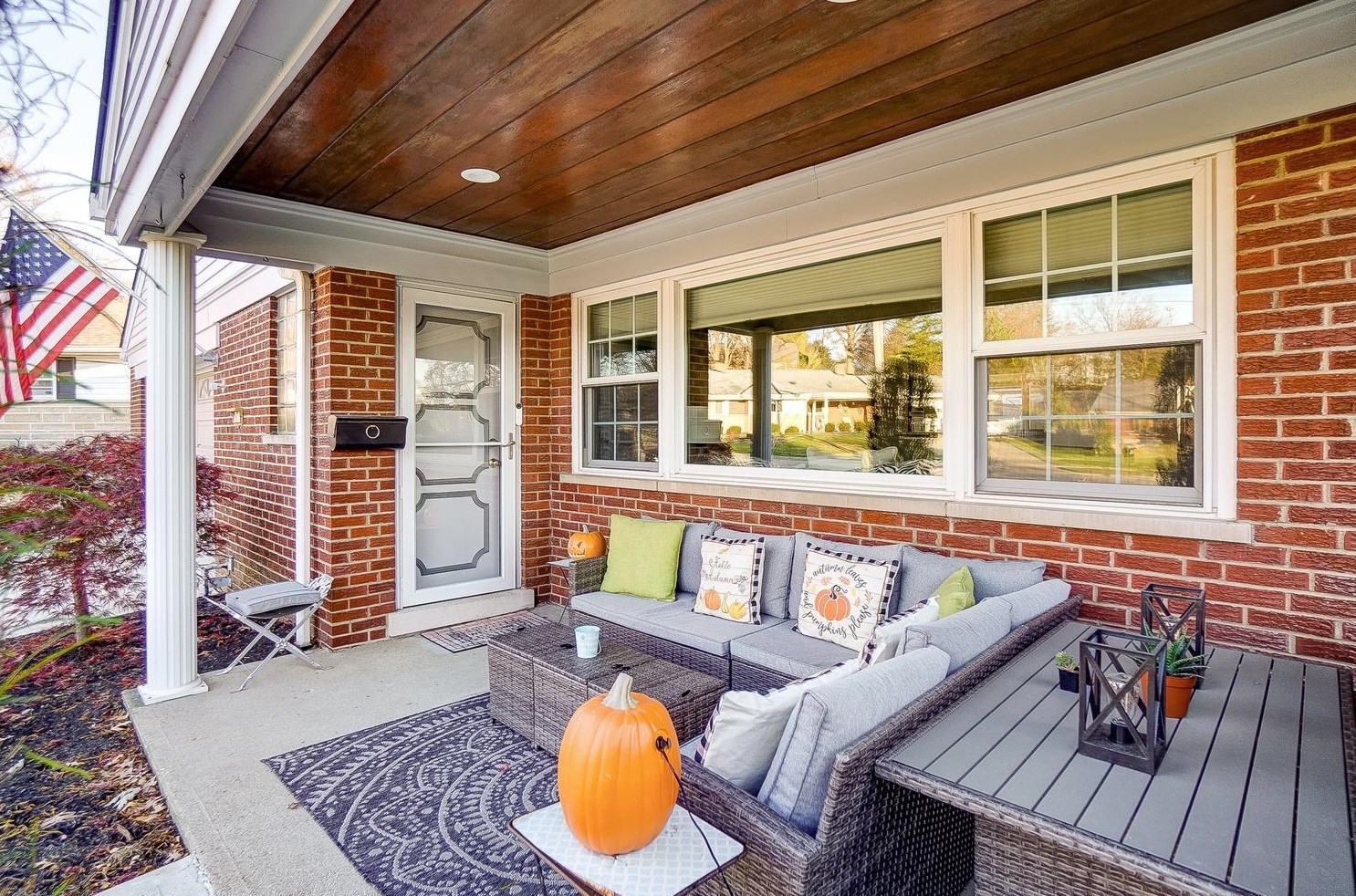 2875 Ranlyn Ct, Cincinnati, OH 45239-6315