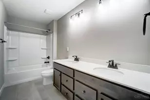 7516 Donegal Dr, Miami Township, OH 45233 - Photo 38