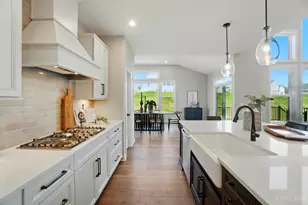 7516 Donegal Dr, Miami Township, OH 45233 - Photo 14