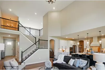 7516 Donegal Drive, Miami Township, OH 45233 - Photo 10