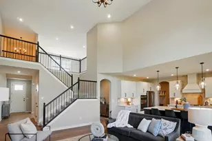 7516 Donegal Dr, Miami Township, OH 45233 - Photo 10