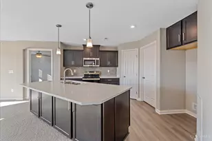 401 Bethpage Dr, Turtle Creek Township, OH 45036 - Photo 2